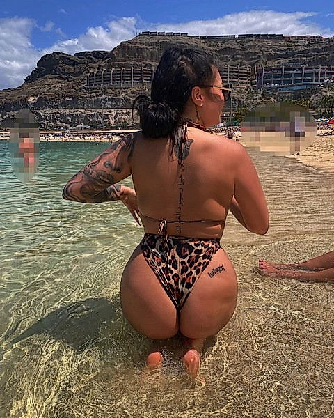 Zoe - Berlin VIP Escort Bayan